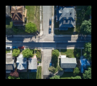 ניווטים בשכונה: חקירת פלאים מקומיים לא ידועים