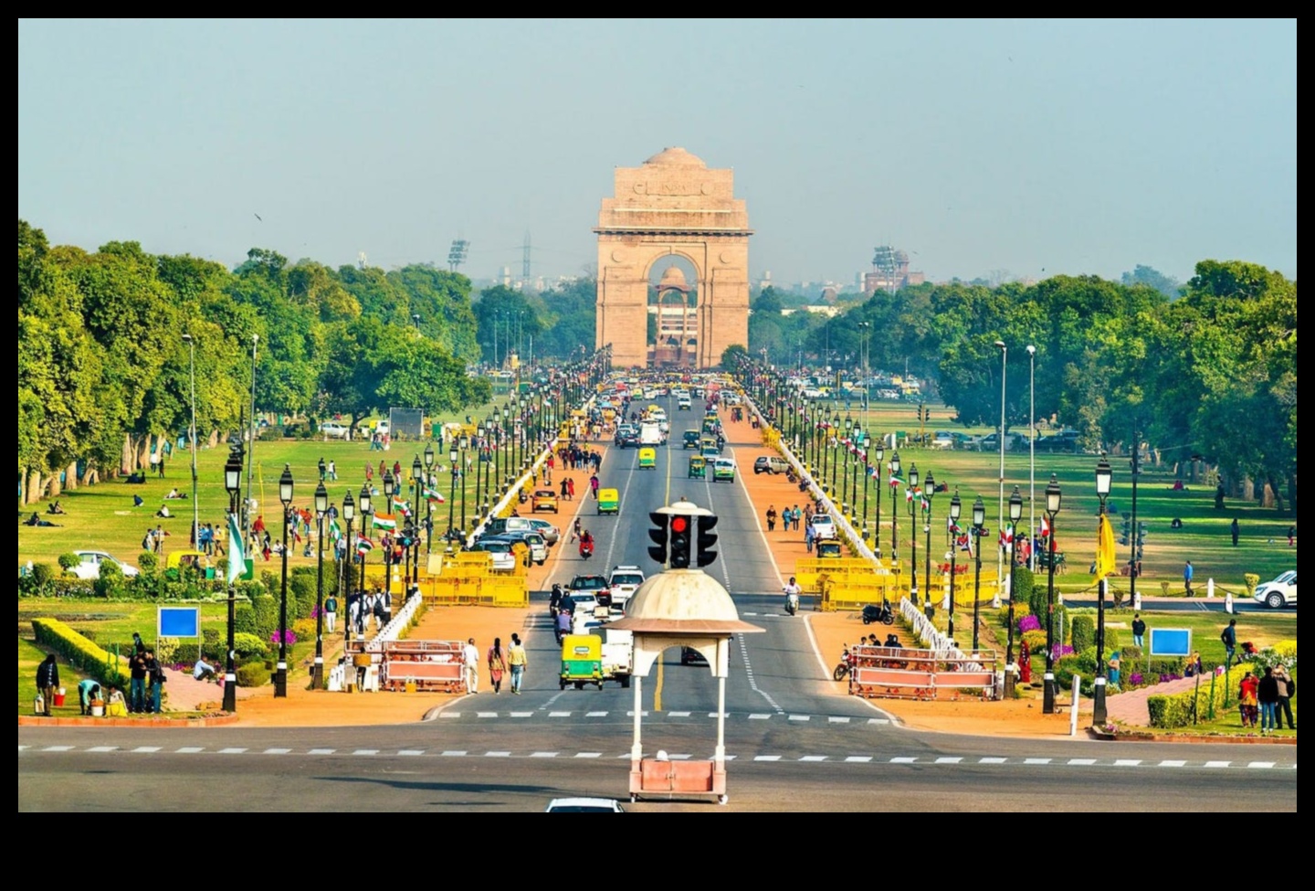גילוי גיוון: פסיפס חוויות של נוסע