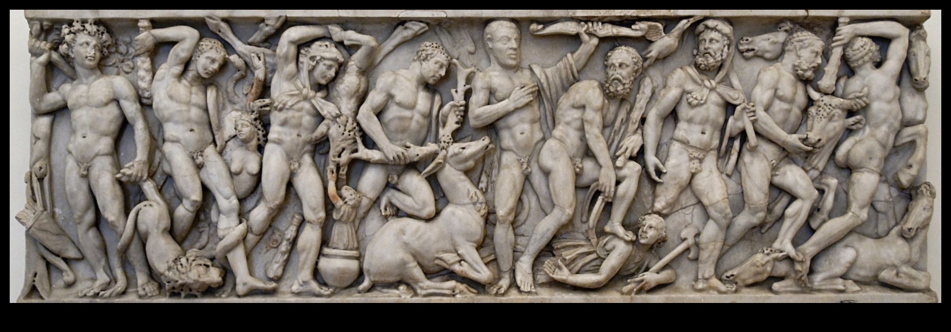 הרקלס באבן: מתאר את עבודת הגבורה בפיסול