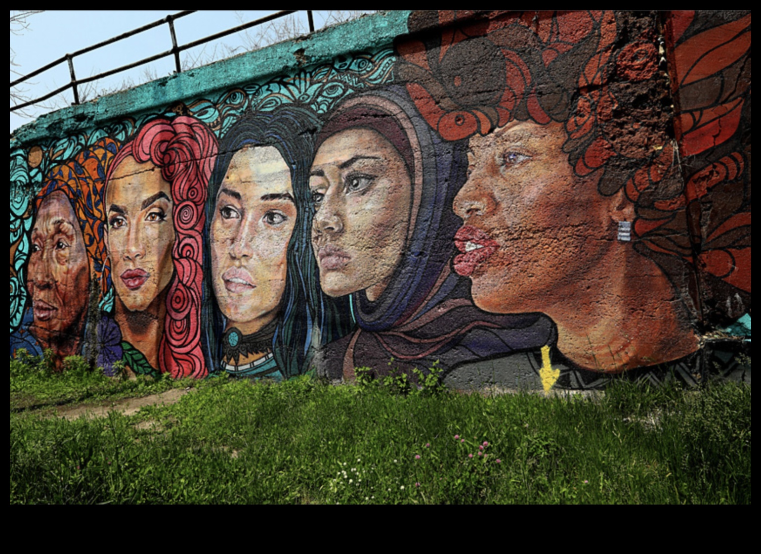 אמנות ציבורית ושינוי חברתי: מעורבות קהילתית באמצעות יצירתיות