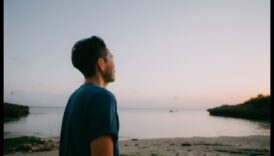 להעיר את ההווה: לאמץ את כוחה של מיינדפולנס בחיי היומיום