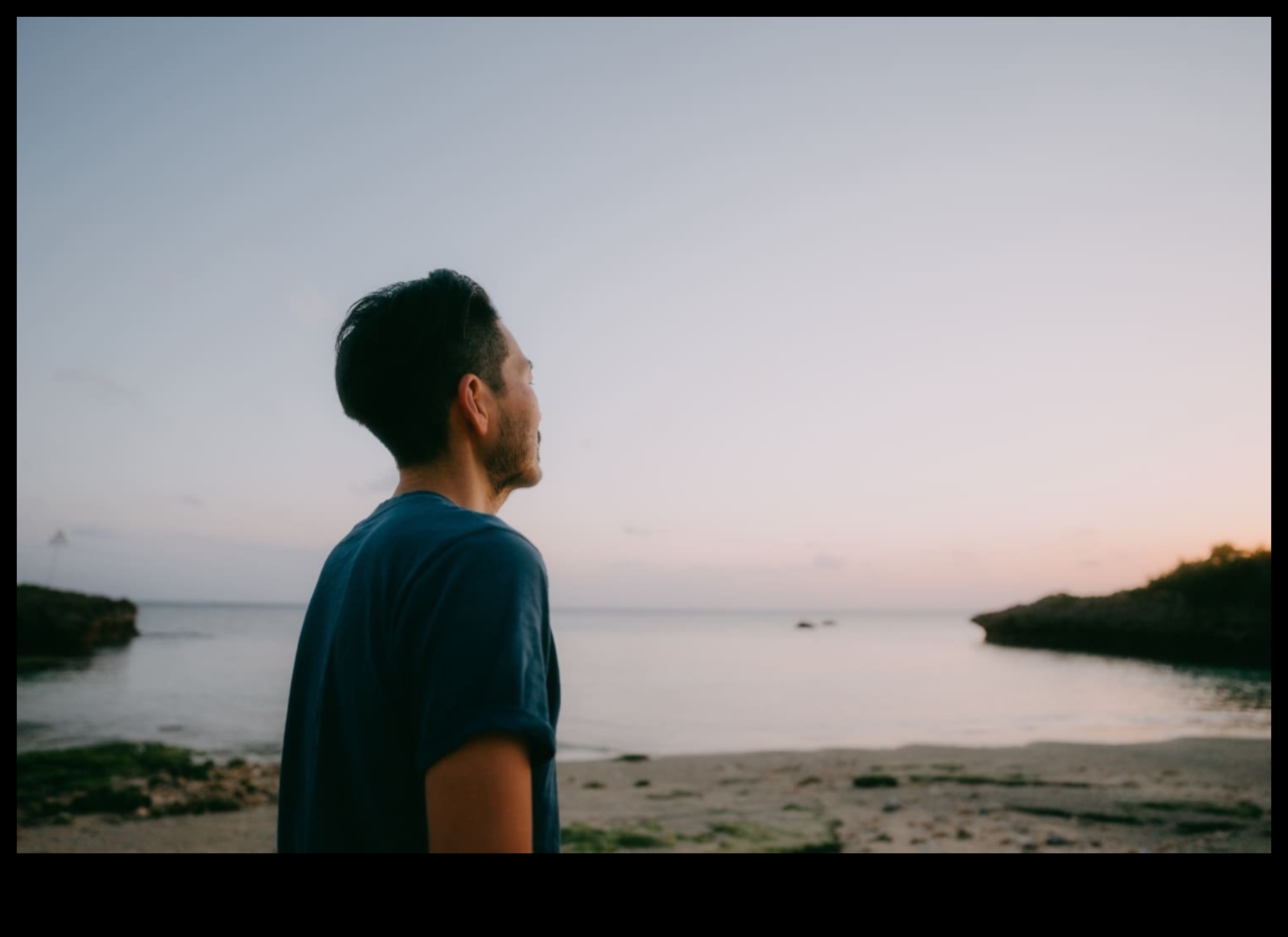 להעיר את ההווה: לאמץ את כוחה של מיינדפולנס בחיי היומיום