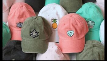 כובעים וכובעים בעבודת יד: אביזרי עשה זאת בעצמך לכל עונה